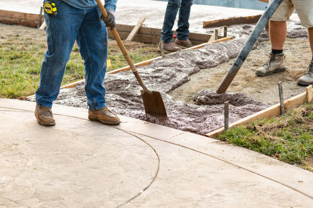 Best Concrete Driveway Installation in Manchester, IA